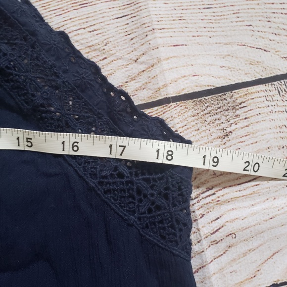 AMERICAN EAGLE floral lace pompom hem romper - Picture 8 of 8